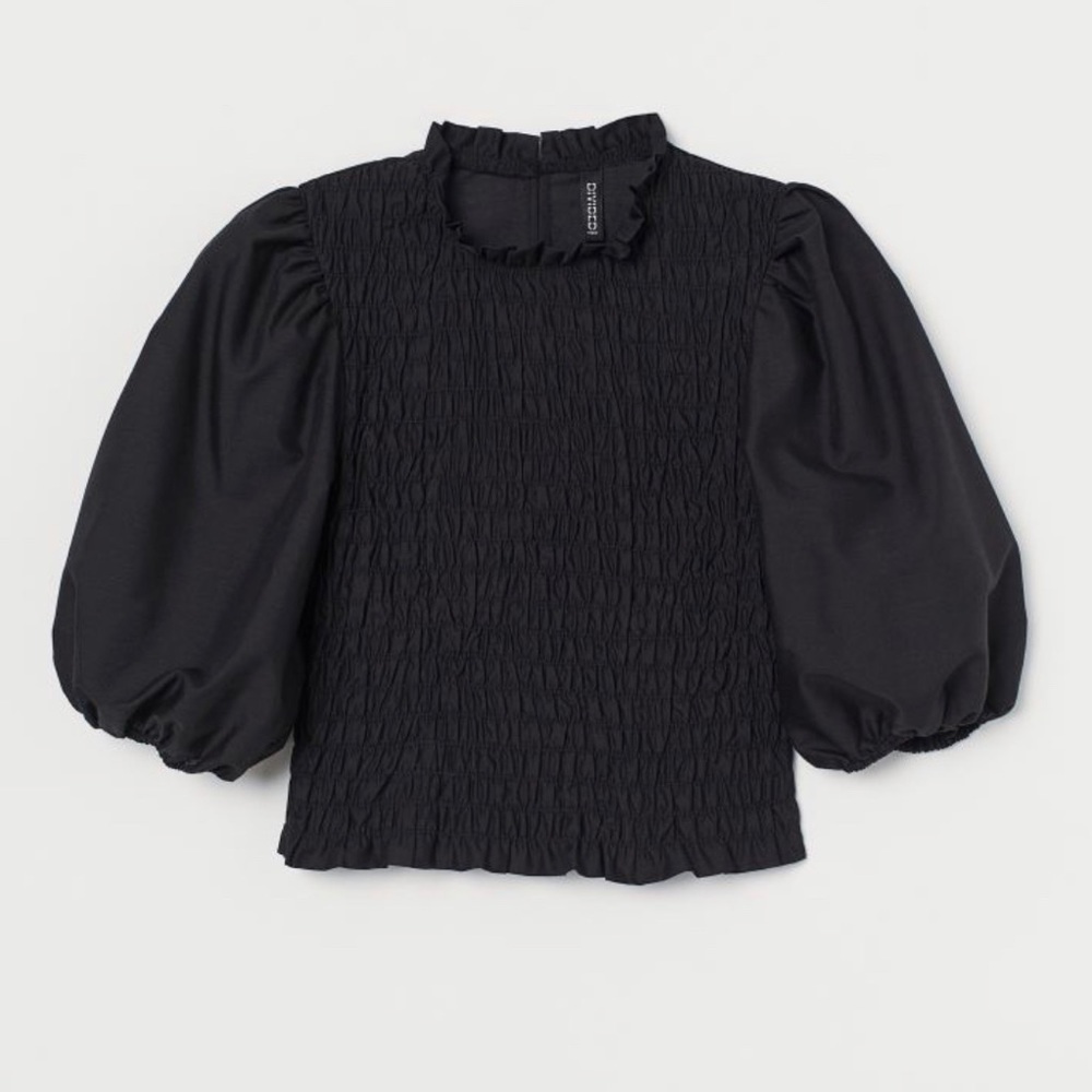 H&M Puff-sleeved Smocked Blouse